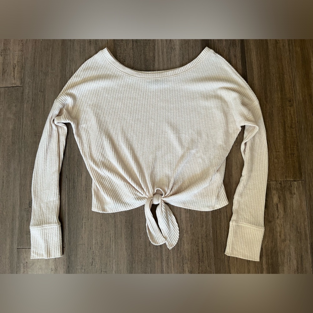 Abercrombie and Fitch Tie Front Long Sleeve